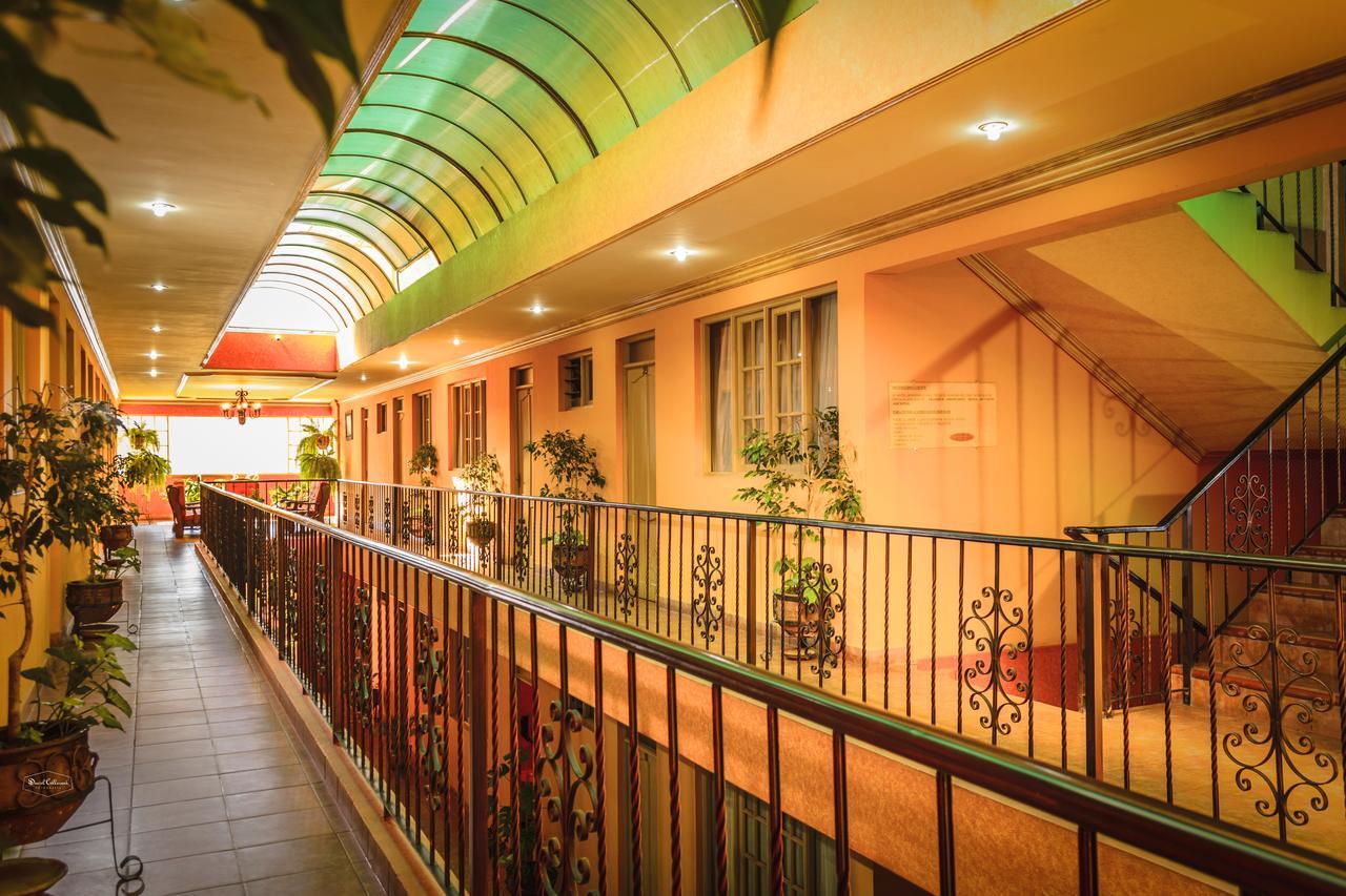 Hotel Monserrat Κοτσαμπάμπα Εξωτερικό φωτογραφία