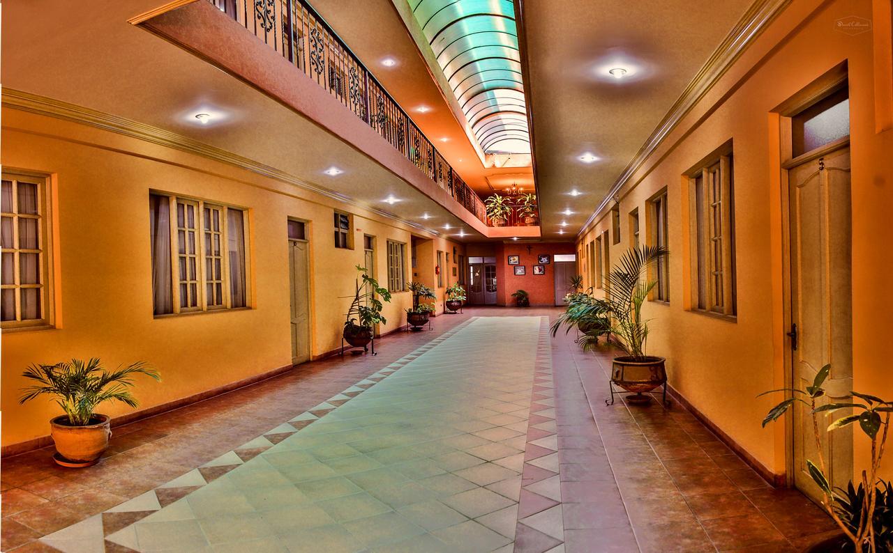 Hotel Monserrat Κοτσαμπάμπα Εξωτερικό φωτογραφία