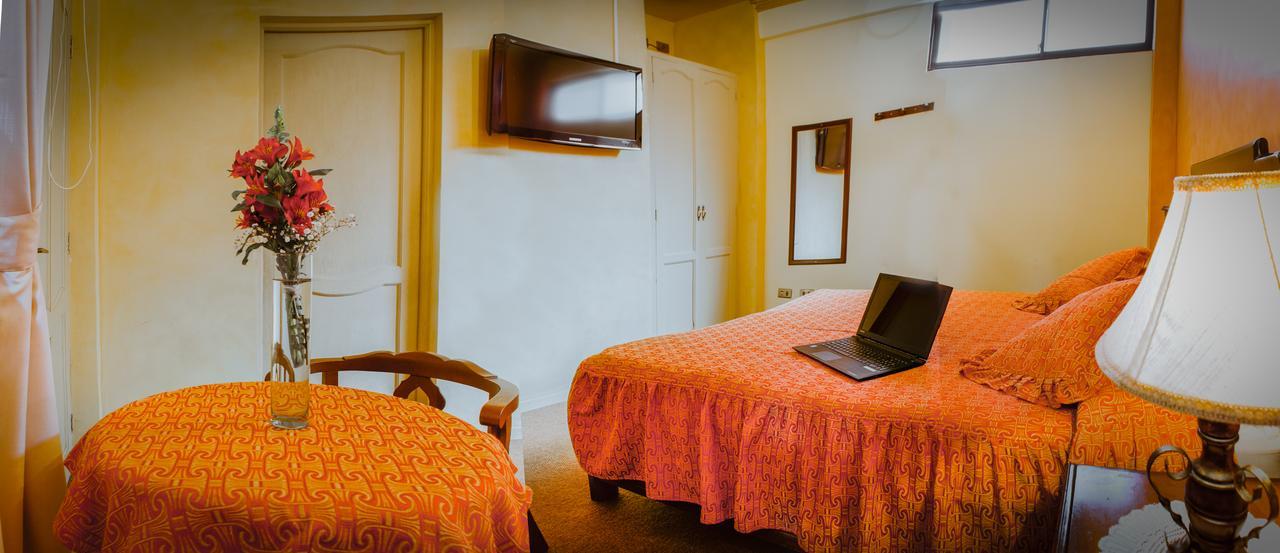 Hotel Monserrat Κοτσαμπάμπα Εξωτερικό φωτογραφία