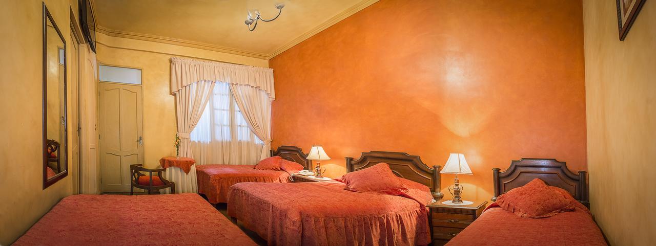 Hotel Monserrat Κοτσαμπάμπα Εξωτερικό φωτογραφία
